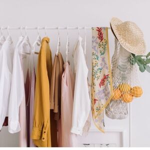 LIVE‎ SHOW. 🔥🔥🔥Listed and unlisted items. Please join.
Tuesdays 11…